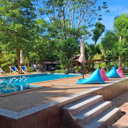 Pana Long Beach Resort - Sha Plus Ko Lanta Buitenkant foto