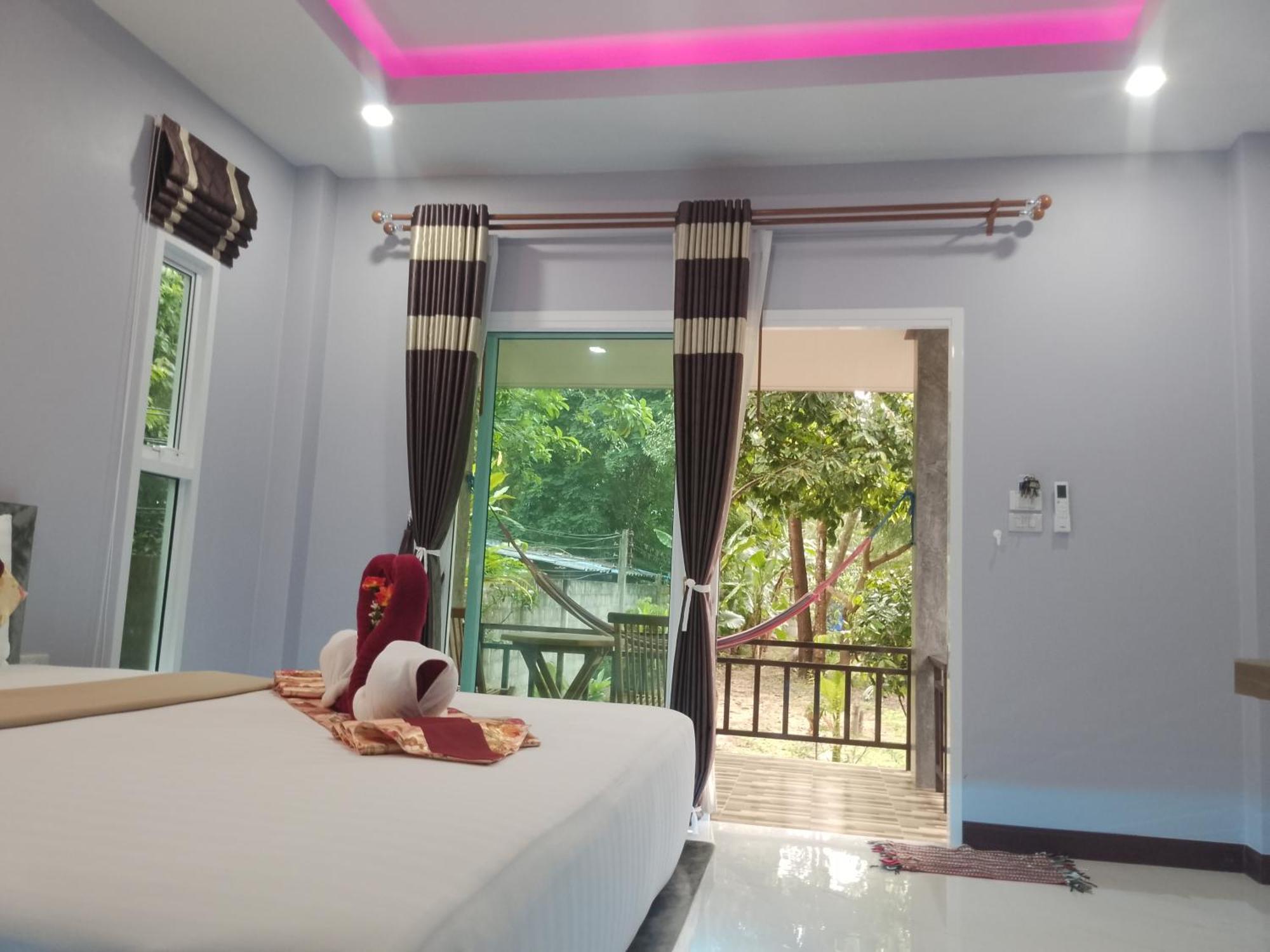 Pana Long Beach Resort - Sha Plus Ko Lanta Buitenkant foto